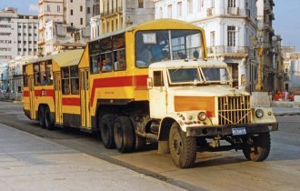 Кубинский автобус (5 фото)