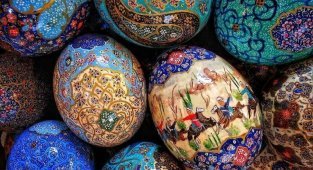 Крашеные яйца в Иране: пища, которую разделяют с душами мертвых (21 фото)