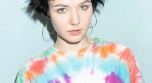 Подборка безумных причесок от любителей эпатажа (17 фото)