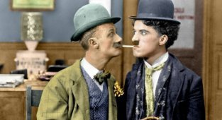 14 раскрашенных фотографий Чарли Чаплина, сделанных в 1910-1930-х годах (15 фото)