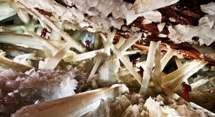Самые удивительные пещеры мира (10 фото)