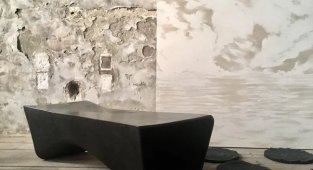 A selection of unusual tables (11 photos)