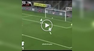 Беспощадный женский футбол