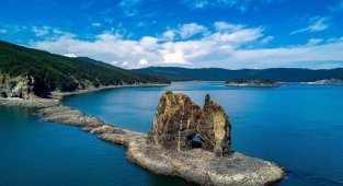7 самых диких мест России, где природа постаралась на славу (7 фото)