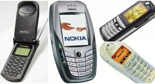 20 телефонов из недалекого прошлого, по которым мы будем скучать (21 фото)