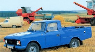 Фотографии СССР на которых запечатлены автомобили и мототехника. Фоторепортаж (64 фото)
