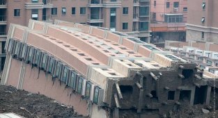 Китайцы поделились секретом, как строить 10-этажные дома за сутки (4 фото)