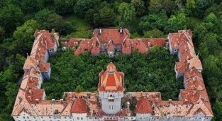 Чем на самом деле является "Замок Хаймаскер" (5 фото)