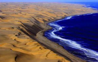 The place where the desert meets the ocean (8 photos)