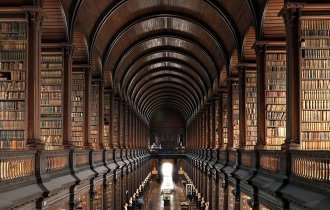 Самые грандиозные библиотеки мира (43 фото)