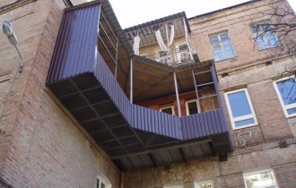 Шедевры балконостроения (27 фото)