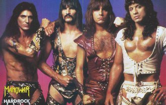 80-е года прошлого века выдались тяжелыми для костюмеров рок-музыкантов (23 фото)