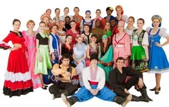 The most interesting customs of the peoples of the world (11 photos)