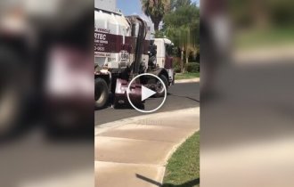 How garbage collectors work in California