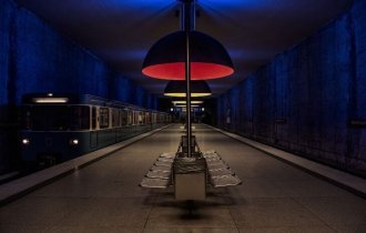 Пустое метро (15 фото)