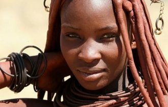 За что химба называют самым красивым племенем на планете (4 фото)