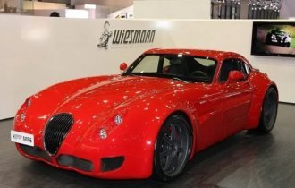 Спортивные автомобили, которые обанкротили своих производителей (31 фото)
