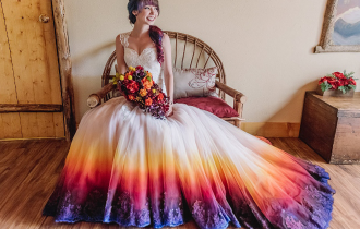 Расцветить классику: свадебное платье бывает не только белым (11 фото)