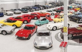 Невероятная коллекция автомобилей предполагаемого мошенника продана на аукционе (10 фото + 1 видео)