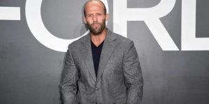 8 Real, But Extremely Weird Celebrity Contract Demands (9 Photos)