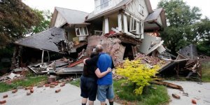 Why is it so difficult to predict earthquakes (4 photos)