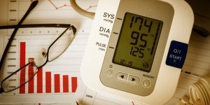 Основные причины высокого давления (2 фото)