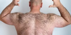 Где живут самые волосатые мужчины, и почему у азиатов напротив почти нет волос (12 фото)