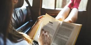 Книги, с которыми не будет скучно в дороге (11 фото)
