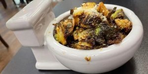 Unusual and strange serving of dishes in cafes and restaurants (15 photos)
