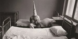 Жутковатые снимки из прошлого, которые точно вызовут у вас мурашки (19 фото)
